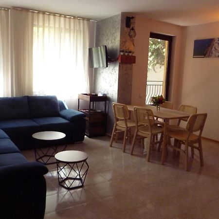 Aparthotel Rose Village Sunny Beach Esterno foto