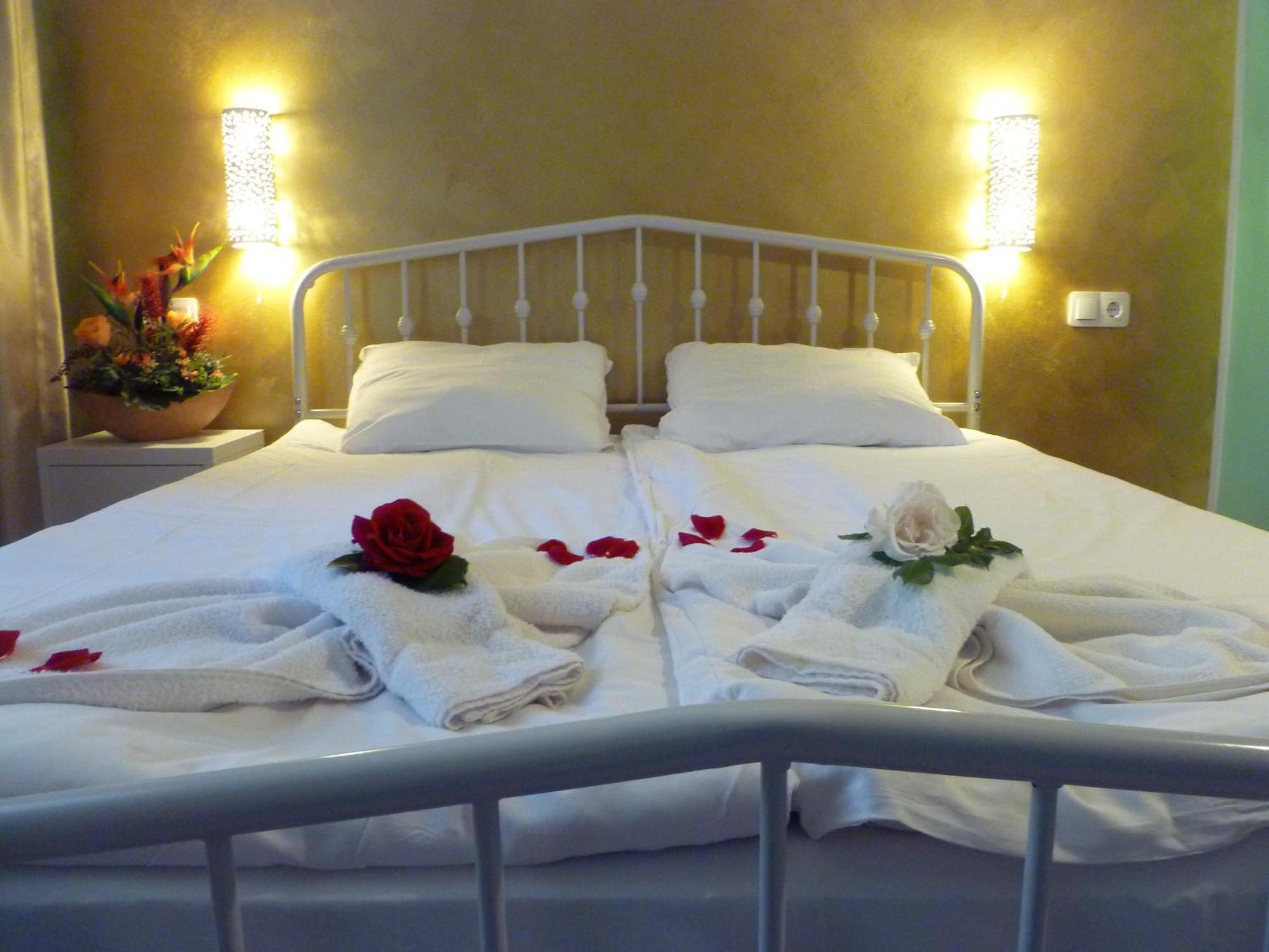 Aparthotel Rose Village Sunny Beach Esterno foto