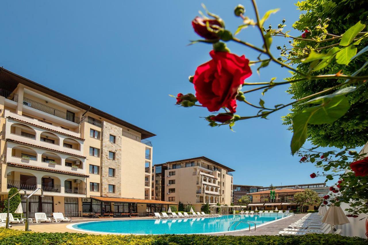 Aparthotel Rose Village Sunny Beach Esterno foto