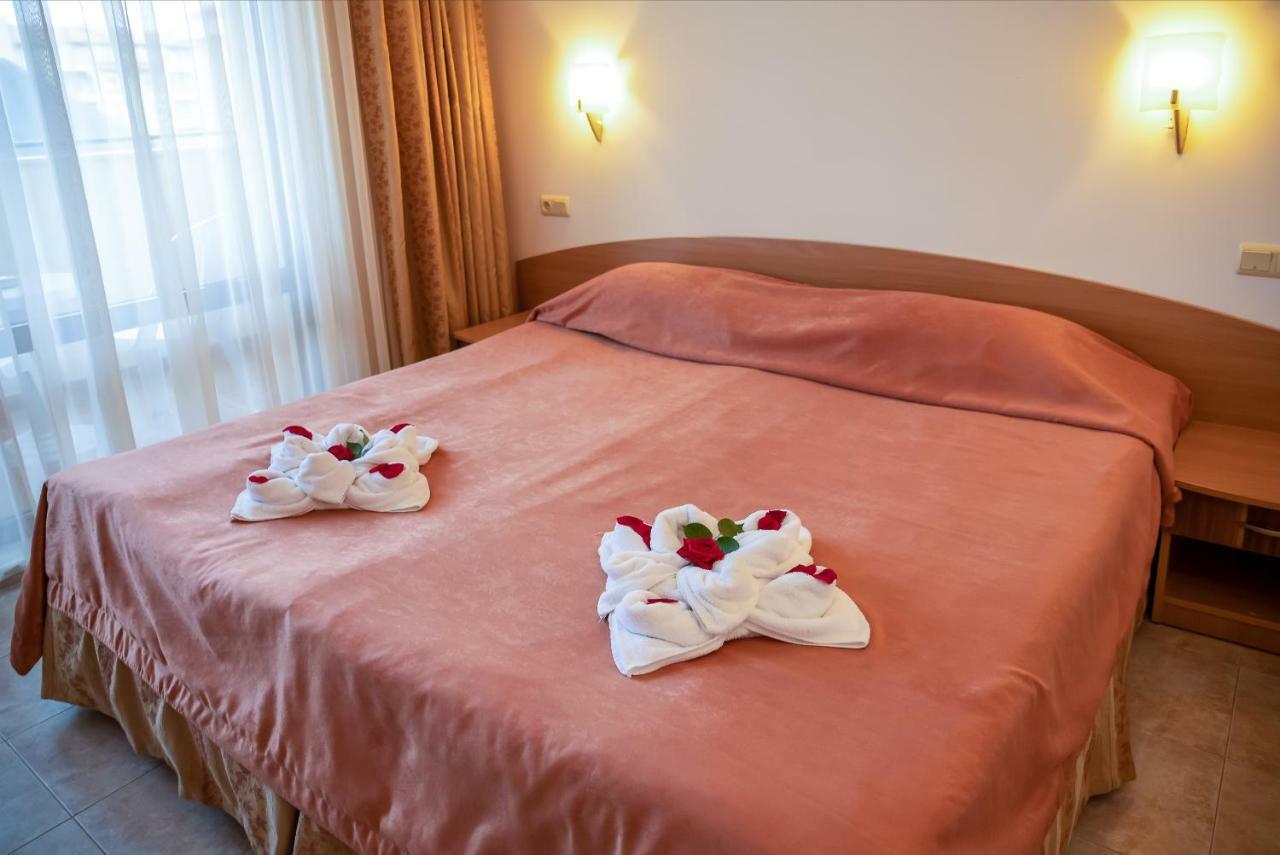 Aparthotel Rose Village Sunny Beach Esterno foto